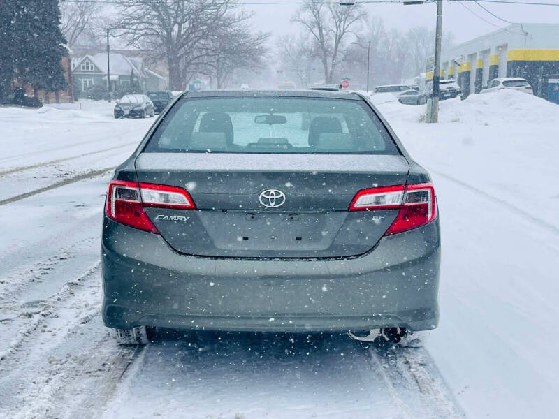 2014 Toyota Camry LE
