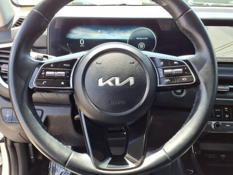 2024 Kia Seltos EX
