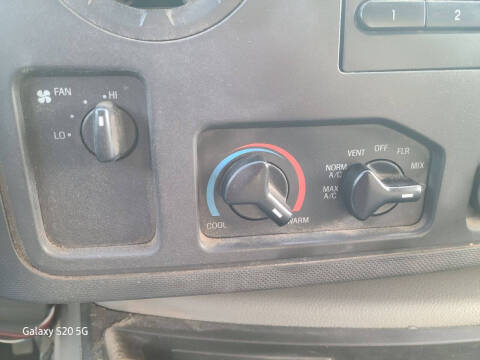 2013 Ford E-Series E-350 SD