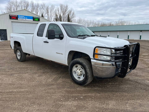 2013 Chevrolet Silverado 2500HD for sale at J & S Auto Sales in Thompson ND