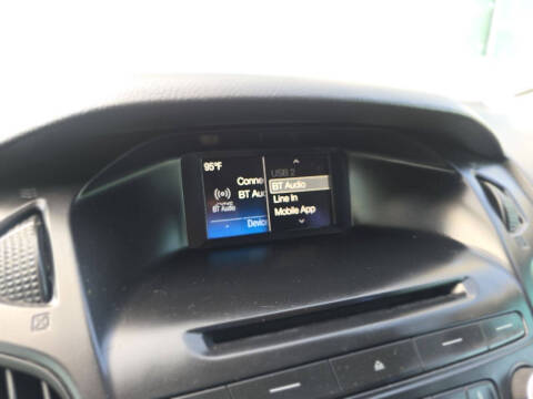 2017 Ford Focus SE