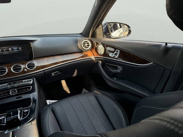 2017 Mercedes-Benz E-Class E 300 4MATIC