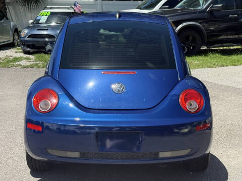 2008 Volkswagen New Beetle S