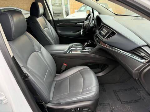 2018 Buick Enclave Essence