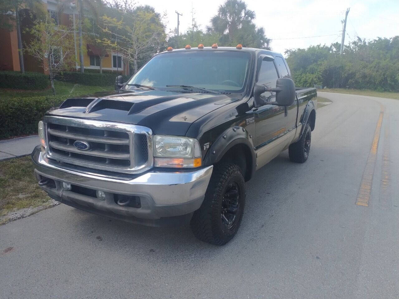 2002 FORD F-250 Pickup - $5,950