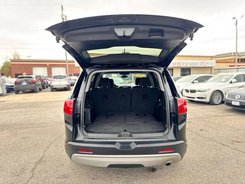 2017 GMC Acadia SLE-1