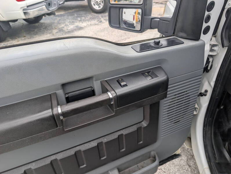 2011 Ford F-250 Super Duty XL
