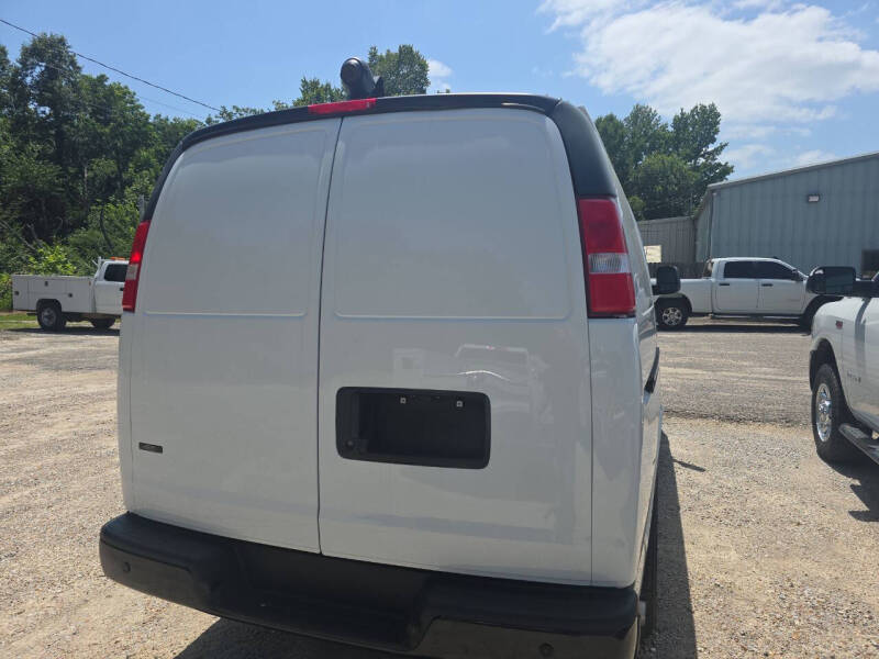 2024 Chevrolet Express 2500