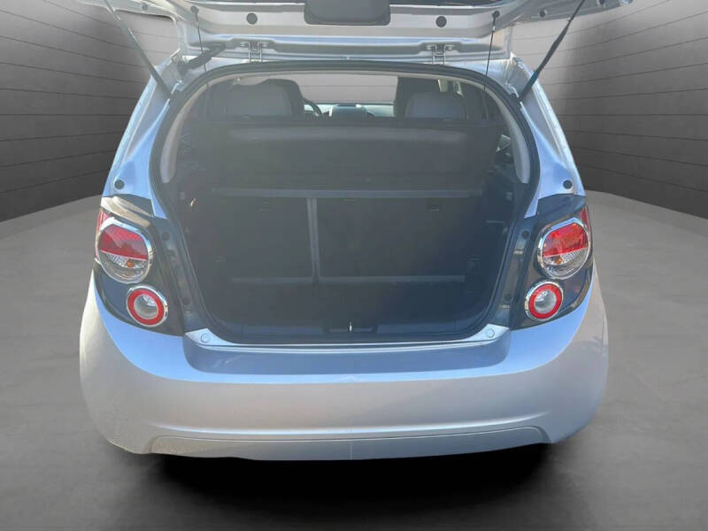 2016 Chevrolet Sonic LS Auto