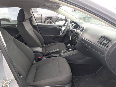 2016 Volkswagen Jetta