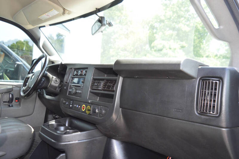 2018 Chevrolet Express 2500