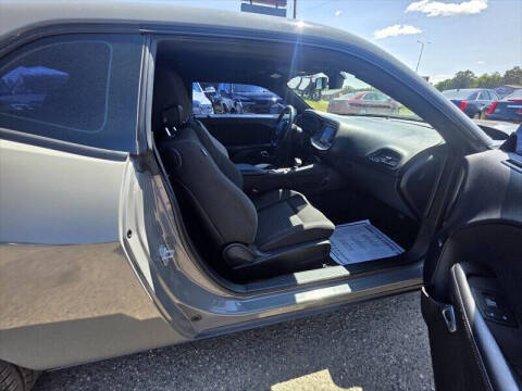 2017 Dodge Challenger SXT