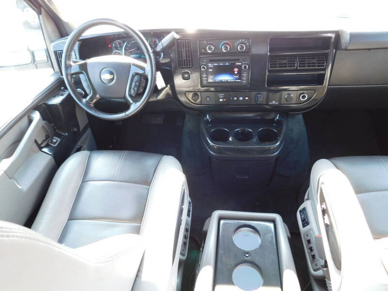 2018 Chevrolet Express 2500