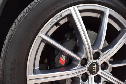 2022 Audi SQ5 3.0T quattro Premium Plus