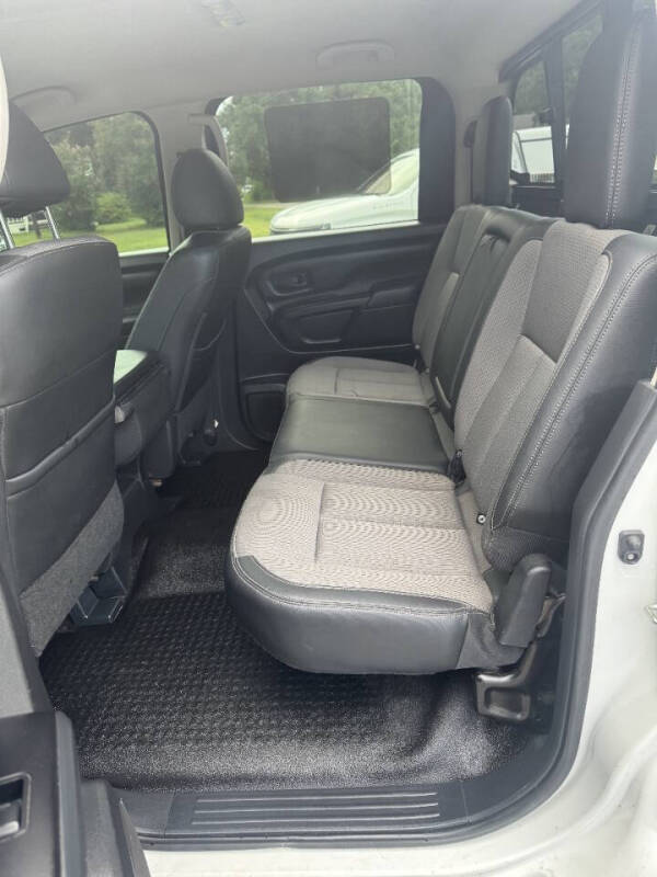 2017 Nissan Titan S