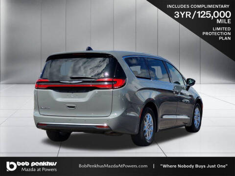 2023 Chrysler Pacifica Touring L