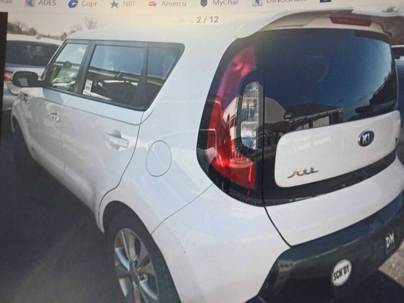 2016 Kia Soul +