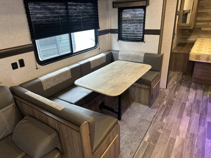 2022 Crossroads RV ZINGER M280RB