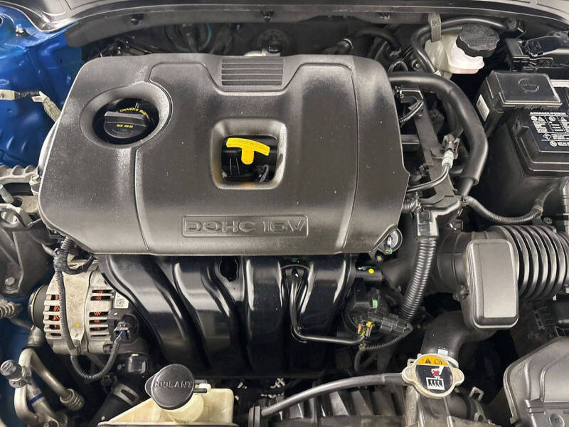 2022 Kia Forte GT Line