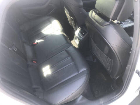 2019 Audi A4 quattro Premium 45 TFSI