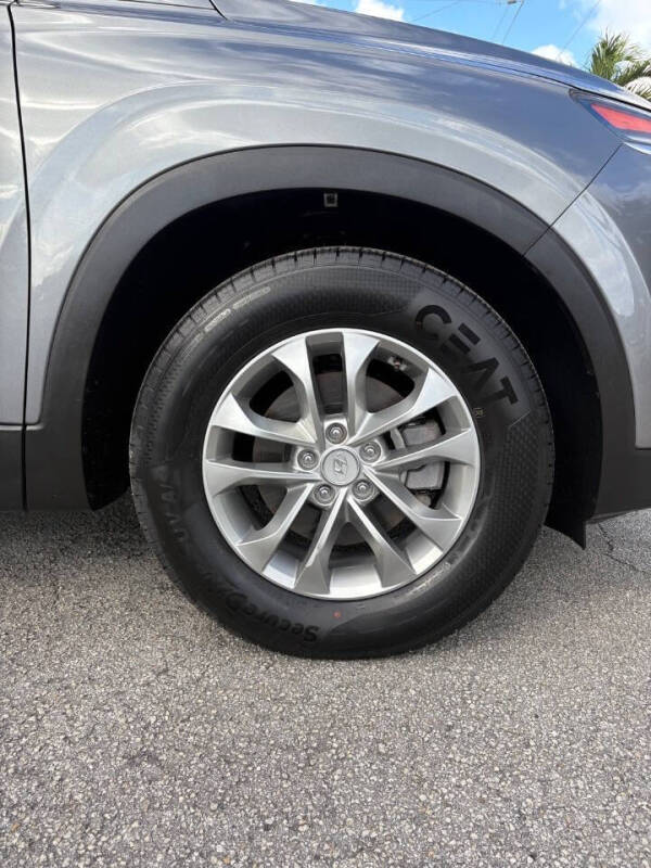 2019 Hyundai Santa Fe SE 2.4L