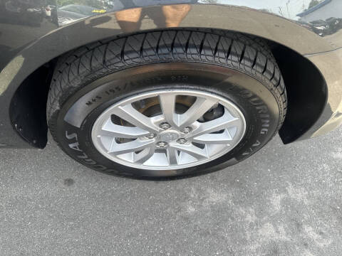 2019 Chevrolet Sonic LT Auto