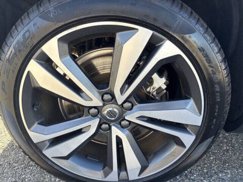 2025 Volvo V60 Cross Country B5 Plus