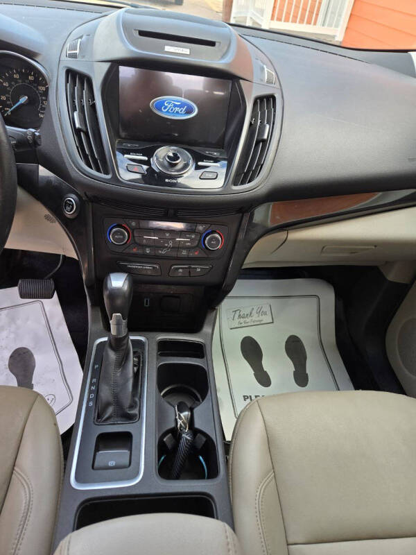 2017 Ford Escape Titanium