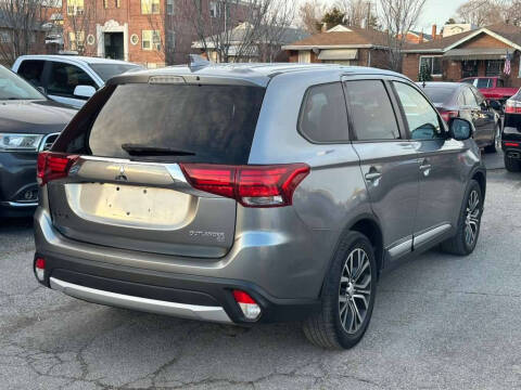 2017 Mitsubishi Outlander SE