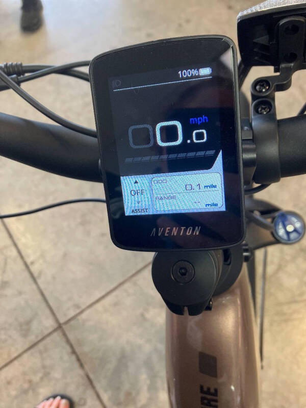 2025 Aventon D35C5384