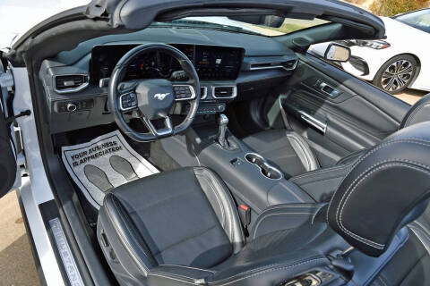 2025 Ford Mustang EcoBoost Premium