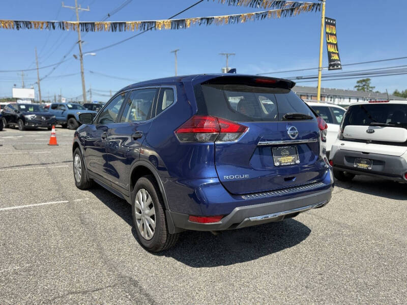 2017 Nissan Rogue S