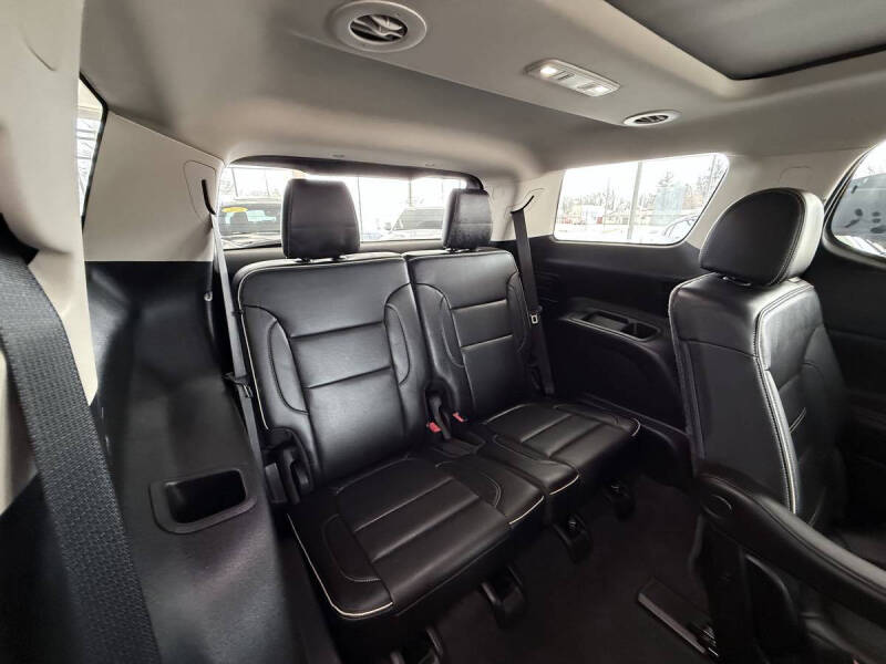 2022 GMC Acadia Denali