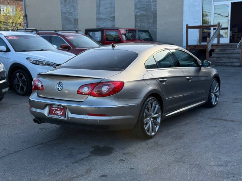 2010 Volkswagen CC Luxury