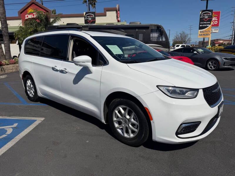 2021 Chrysler Pacifica Touring L
