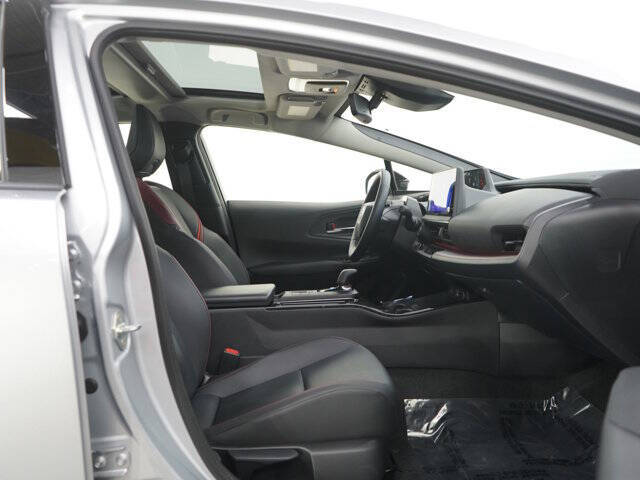 2025 Toyota Prius Plug-in Hybrid XSE