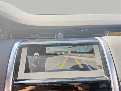 2022 Land Rover Discovery Sport P250 SE