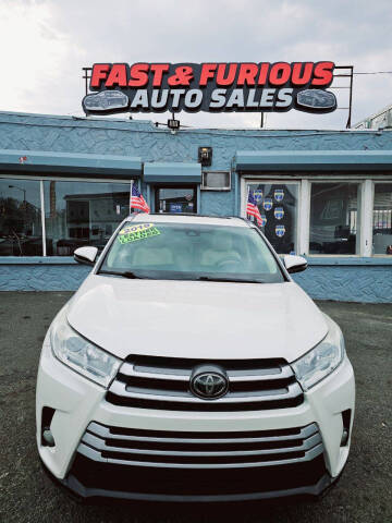 2019 Toyota Highlander for sale at FAST AND FURIOUS AUTO SALES in Newark NJ