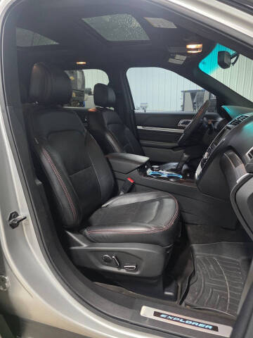 2016 Ford Explorer Sport