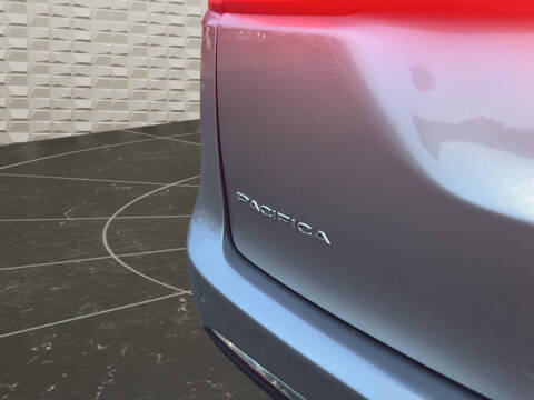 2021 Chrysler Pacifica Hybrid Touring L