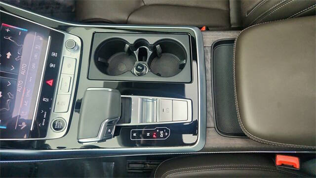 2023 Audi Q8 quattro Prestige 55 TFSI