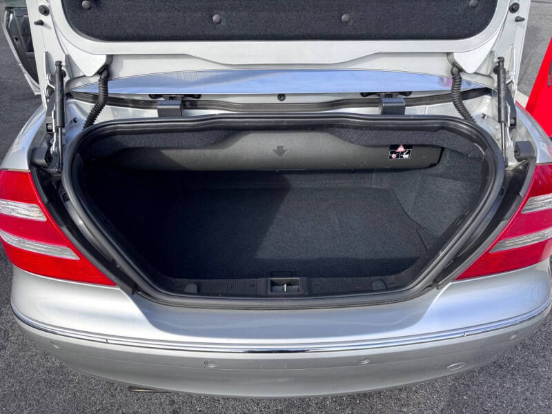 2005 Mercedes-Benz CLK CLK 320