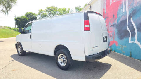 2021 Chevrolet Express 2500