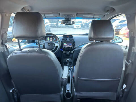 2014 Chevrolet Spark EV 2LT