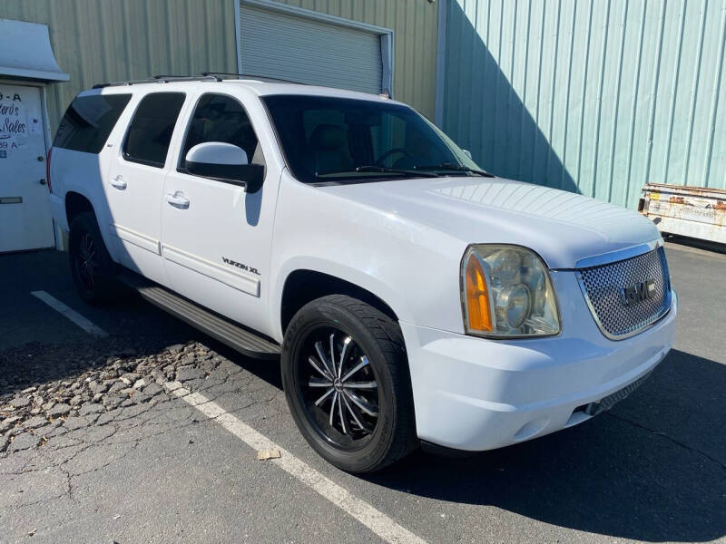 2010 GMC Yukon XL for sale at Quintero's Auto Sales in Vacaville CA