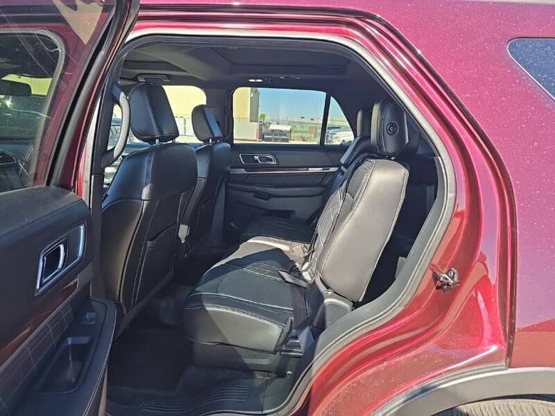 2018 Ford Explorer Platinum