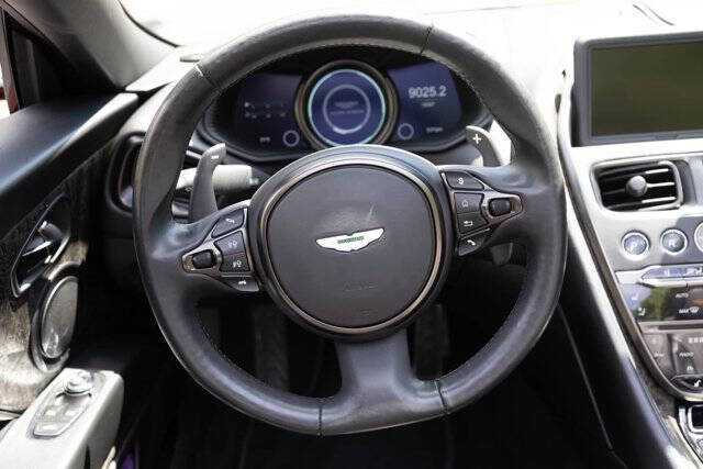 2021 Aston Martin DB11 Volante