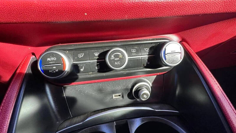 2018 Alfa Romeo Stelvio Ti