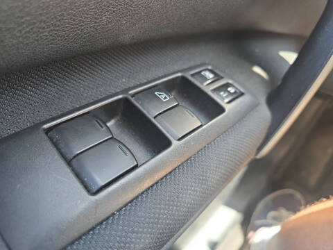 2013 Nissan Rogue SV w/SL Package