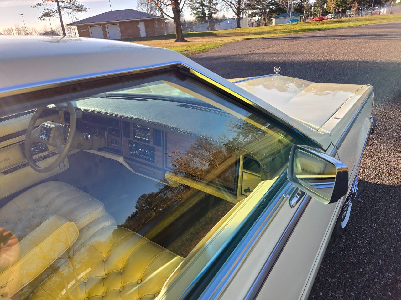1984 Cadillac Seville 87